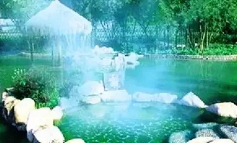 云南温泉之最：4大裸浴温泉6大美食温泉满足你对温泉的所有想象